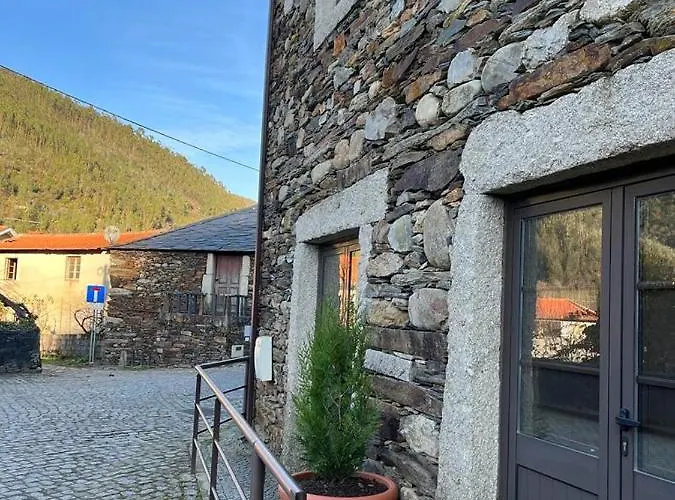 Villa Casa Do Adro-passadicos Do Paiva *